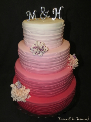 Hochzeitskuchen Ombre-Look rosa